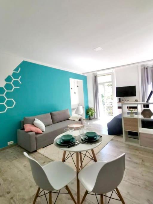 Esprit Cosy Au Centre Historique Apartment Toulon Exterior foto
